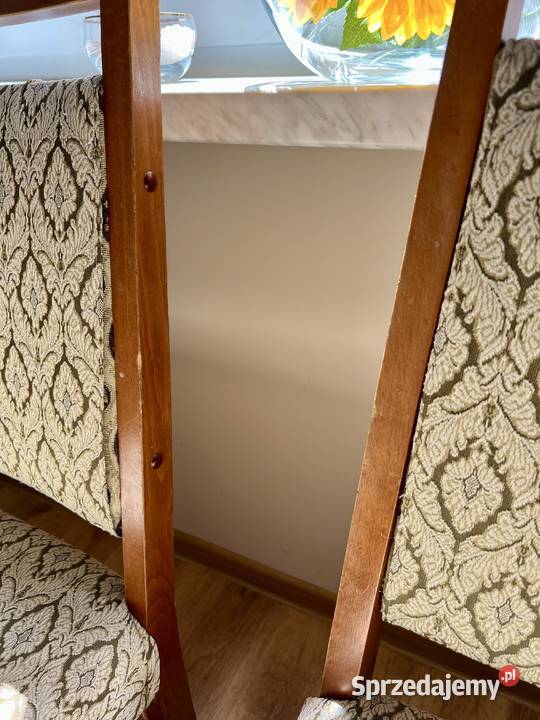 Zestaw 6 drewnianych krzeseł Siedlce