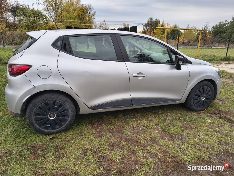 Renault Clio IV 15 dci 75 garażowany Clio Radom