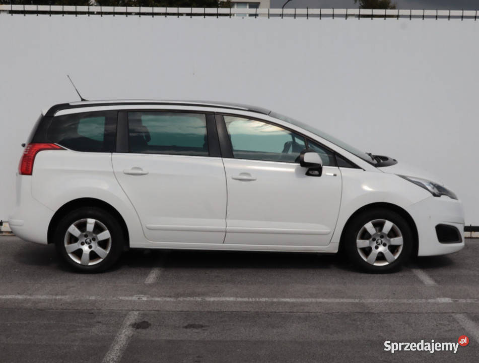 Peugeot 5008 16 HDi Rok produkcji 2014