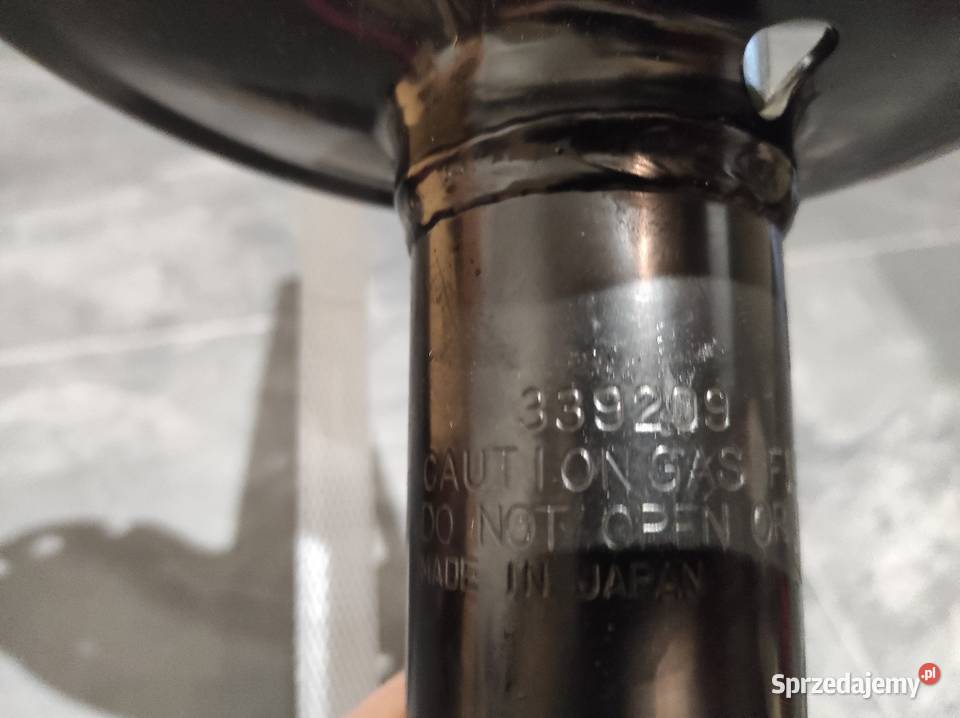 Amortyzator Tył Lexus RX 400h 2006r