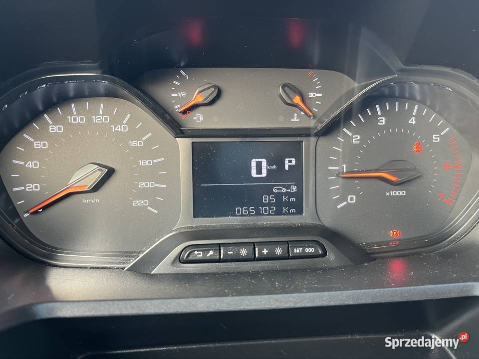 PEUGEOT PARTNER Automat 65 przebiegu ogrzewanie postojowe Krosno