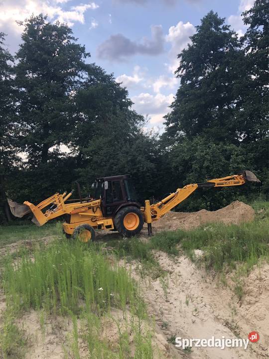 Case 580 K JCB Cat koparkoładowarka Maszyny budowlane Piaski Wielkie