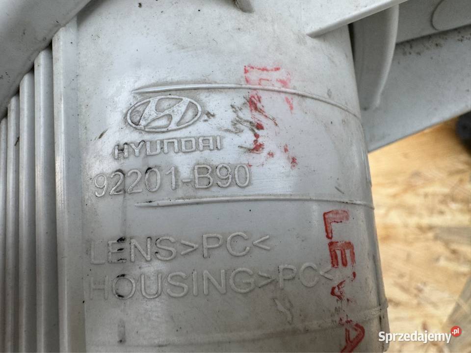 Halogen prawy lewy hyundai i10 II 2 13 92201B90