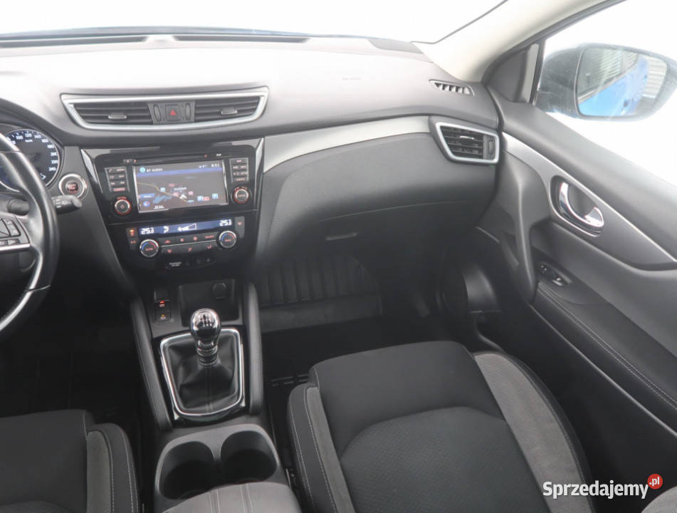 Nissan Qashqai 12 DIGT Rok produkcji 2018 Bielany Wrocławskie sprzedam
