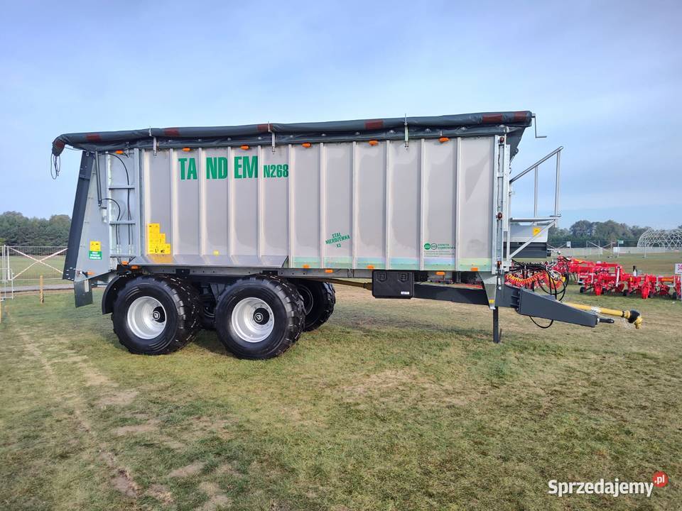 AutoAgro Rozrzutnik obornika Tandem N268 nieuszkodzony Białystok