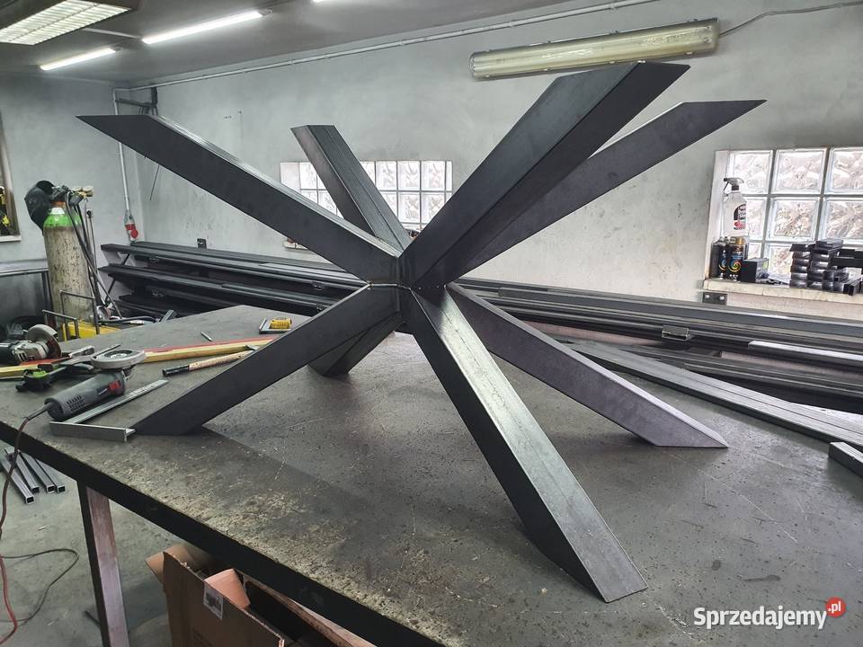 Stelażnogi loft industrial