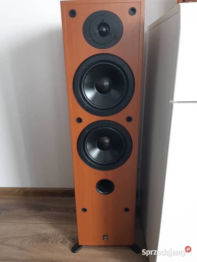 Potężne kolumny podłogowe Yamaha 240 watt 8 ohm Wielbark sprzedam