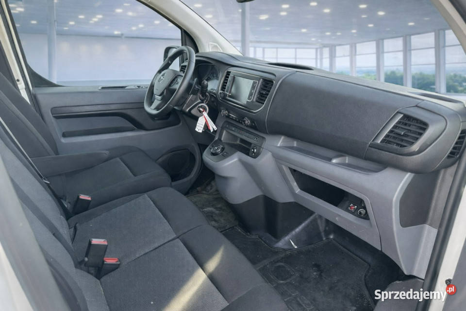 Opel Vivaro 2022r LONG Furgon fvat Automat SUPER 144KM Białystok sprzedam