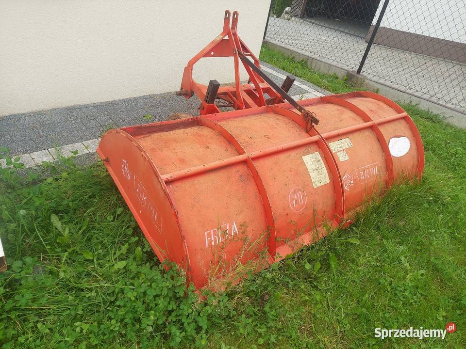Glebogryzarka akpil 2 m 2m stan grudziądz Blizne sprzedam