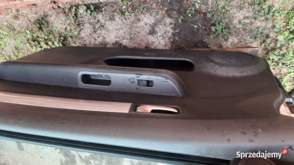 drzwi prawe Suzuki Swift IV białe wersja 3drzwi Dębno