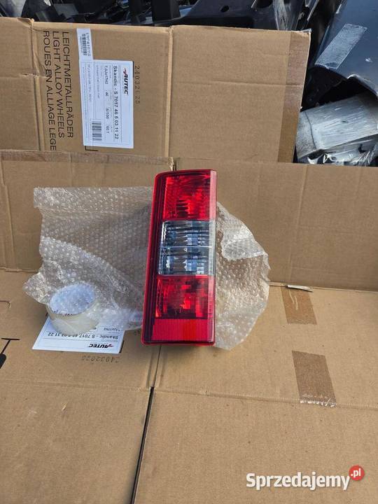 Lampa lewa lewy tył Opel Combo C 9199760