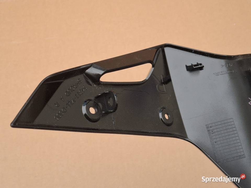 HONDA CB1000 HORNET SP 2025 BOCZEK PRAWY CZASZA Bieleń sprzedam