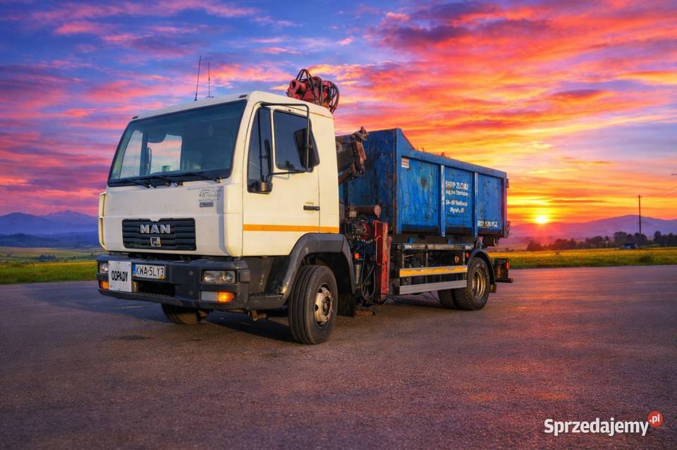 ODBIÓR ODPADÓW kontener na gruz śmieci inne Wywóz gruzu i śmieci Wadowice