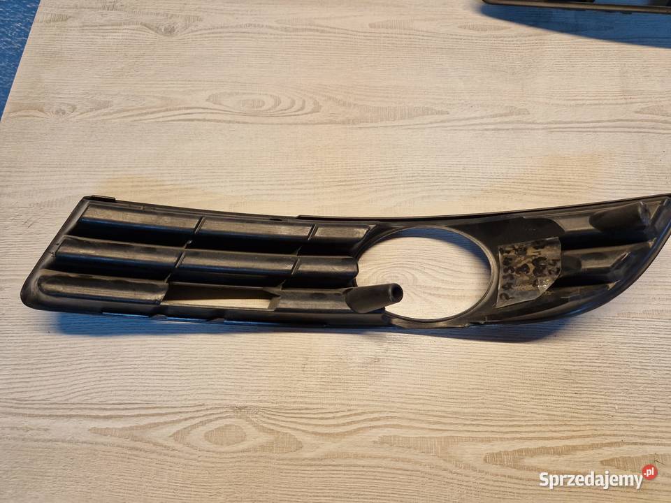 Kratka zderzaka VW Passat B620062010 Strona Kwilcz