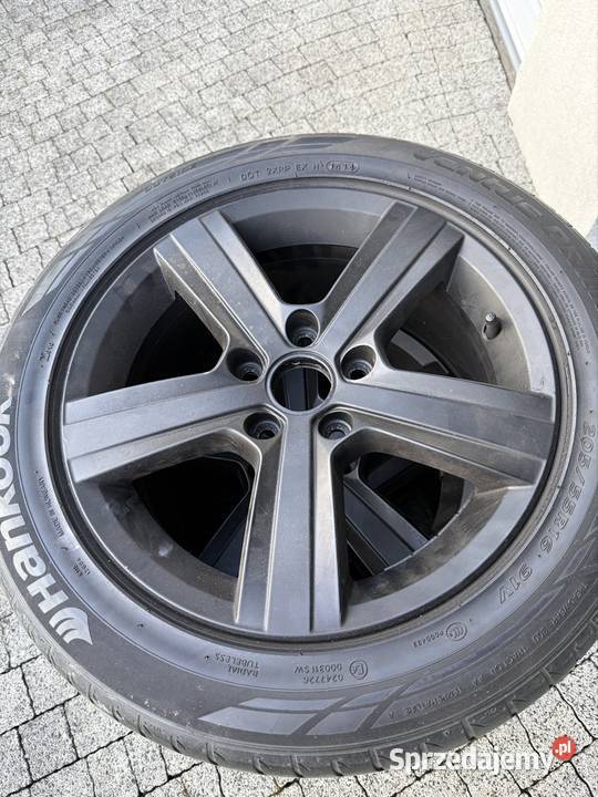 Alufelgi do VW Golf i inne Samochodowe Recz