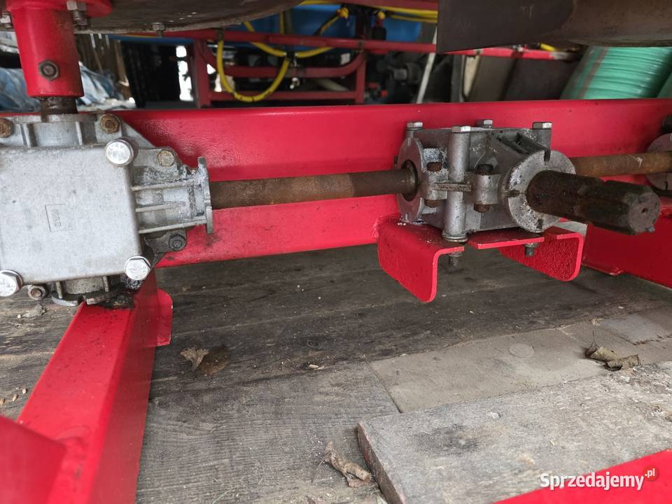 Rozsiewacz strumyk 800l Niedrzwica Duża