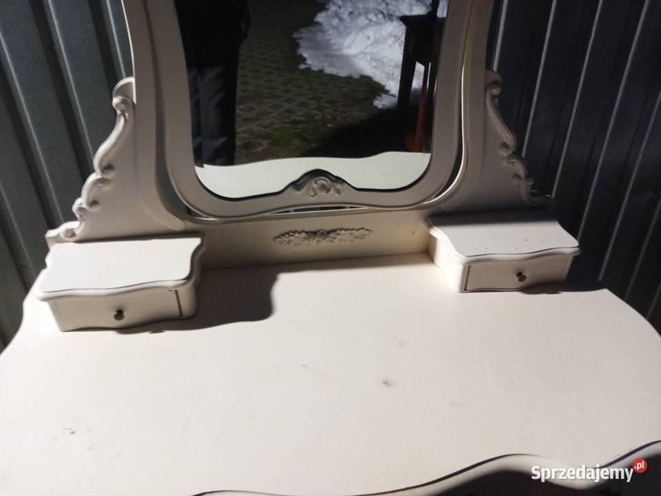 Toaletkę sprzedam Borówno sprzedam