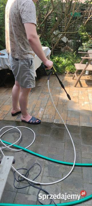 Mycie kostki ogrodzeń elewacji słupki Warszawa