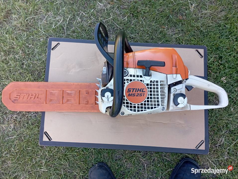 Sprzedam Pilarkę Spalinowa STIHL 251Uszkodzona Szczytno