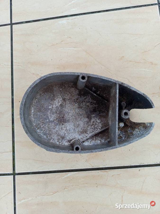 Komar Romet lewa pokrywa dekiel silnika Zgierz