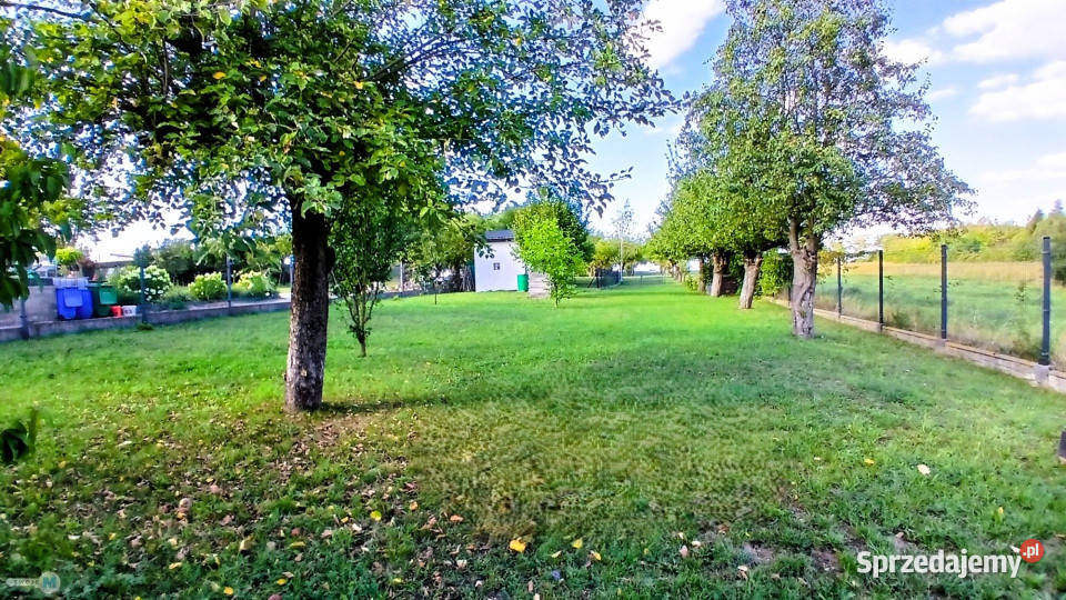 Sprzedaż domu wolnostojącego Obice 957m2 2 piętra sprzedam