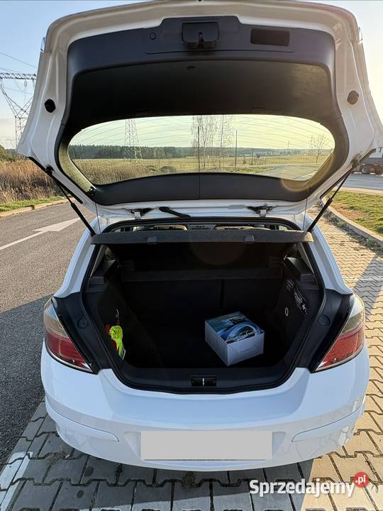 Opel Astra świętokrzyskie Ostrowiec Świętokrzyski