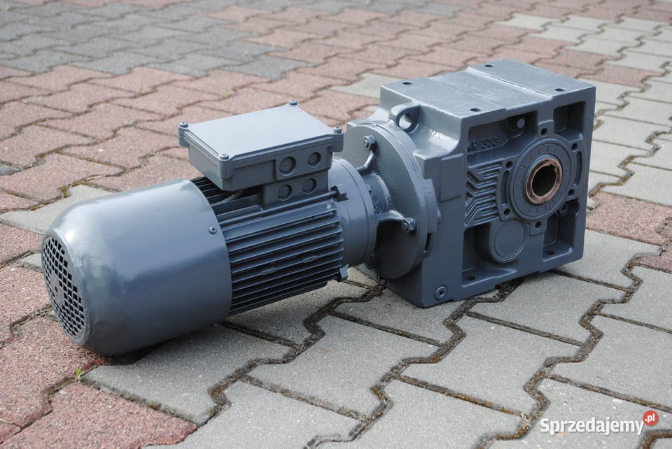 Motoreduktor kątowy 15kw 13obrmin z hamulcem Kargowa