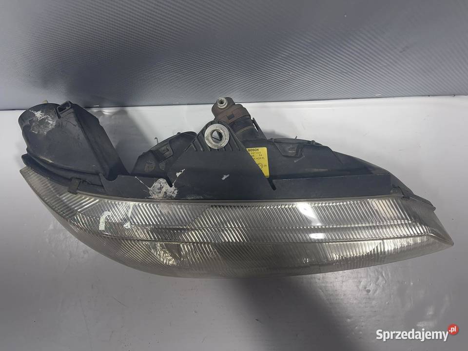 PEUGEOT 406 PRAWA LAMPA PRZÓD lampy przednie wielkopolskie Ostroróg