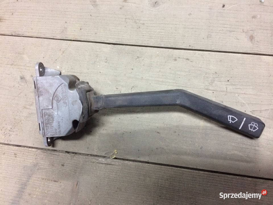 VOLVO FL6 PRZEŁĄCZNIK WYCIERACZEK 15945431 ciężarowe lubuskie Maszewo