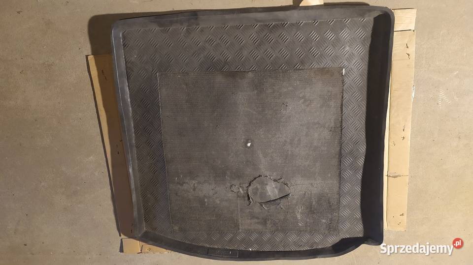 Mata do bagażnika wolkswagen Touran Przeworsk