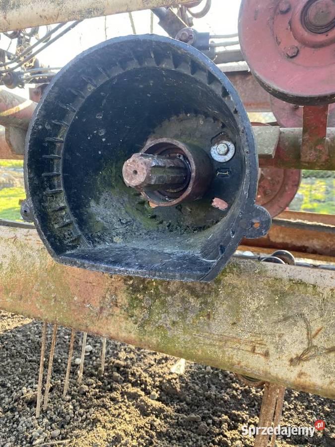 Sprzedam zgrabiarke małopolskie Nowy Sącz