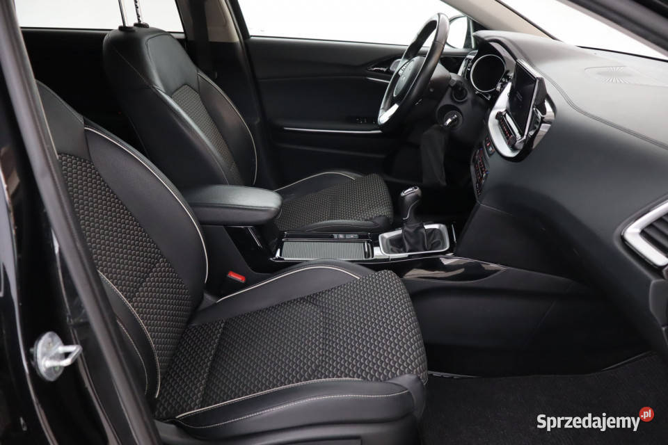 Kia Ceed 15 TGDI 158384km śląskie