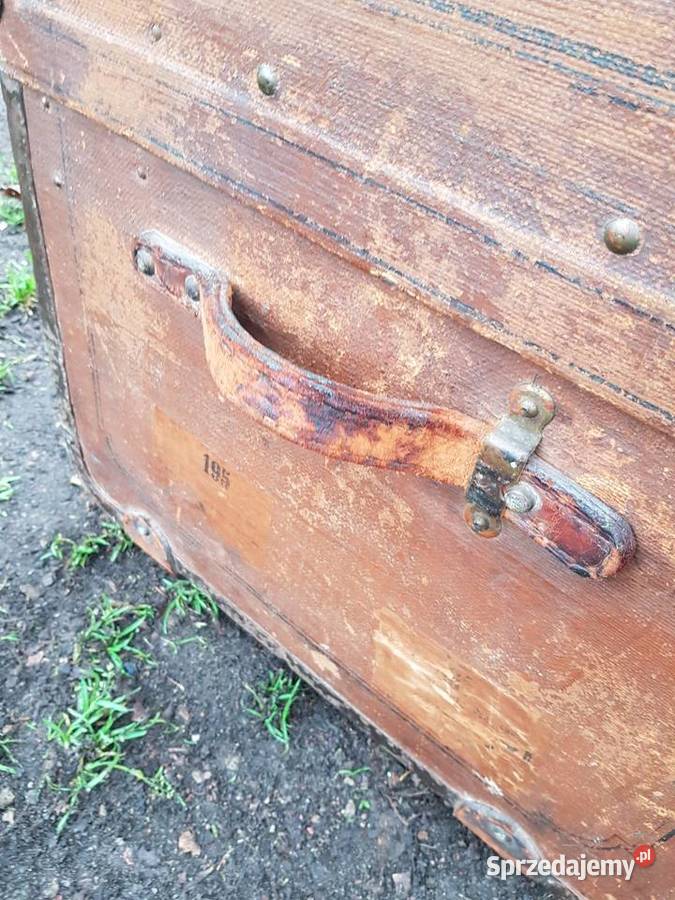 Duży piękny przedwojenny kufer podróżny Pozostałe Barlinek