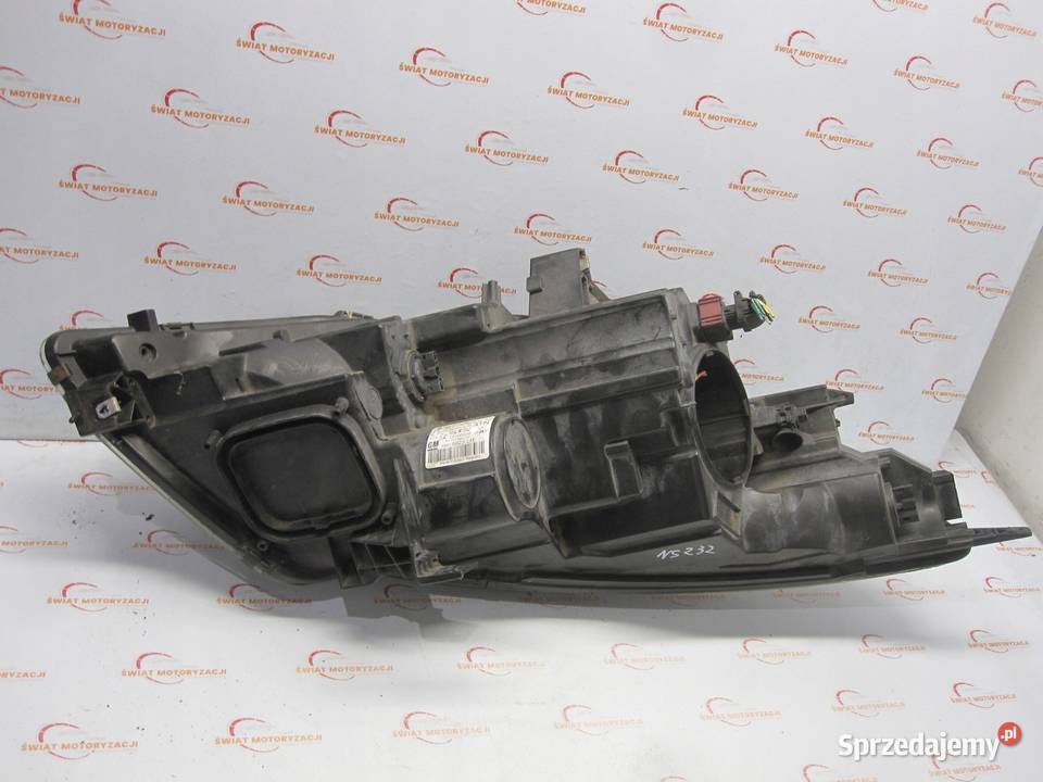 OPEL ZAFIRA C lampa lewa przód 39009023 ANGLIK