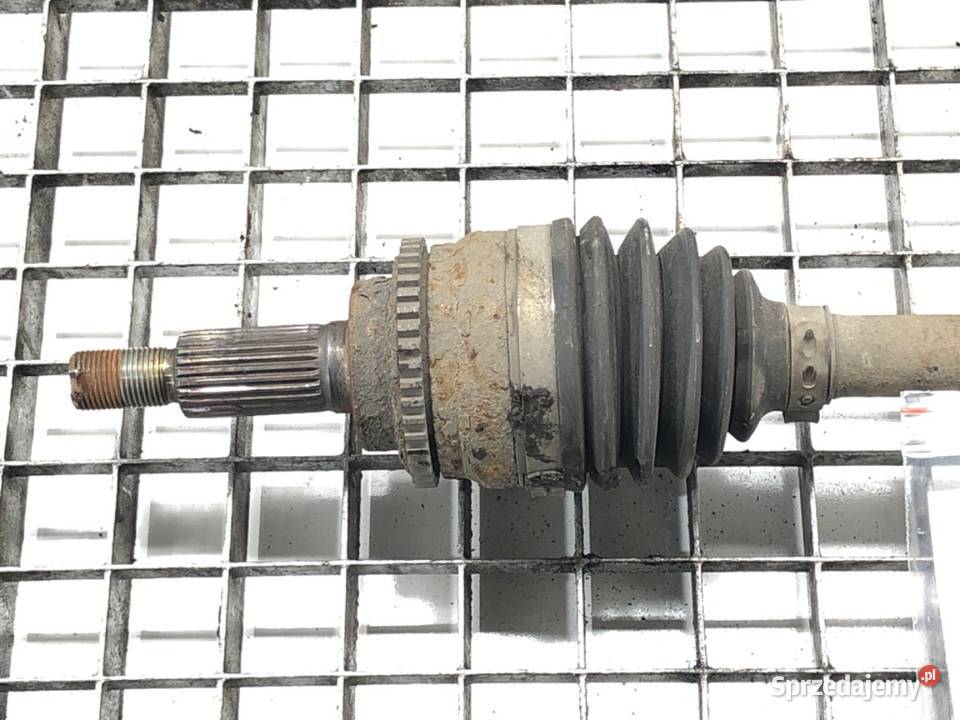 PÓŁOŚ LEWY PRZÓD SUZUKI SWIFT III 13 92 PRZEGUB