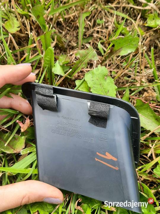 kratki nawiewu powietrza na boczne szyby subaru Rzeszów