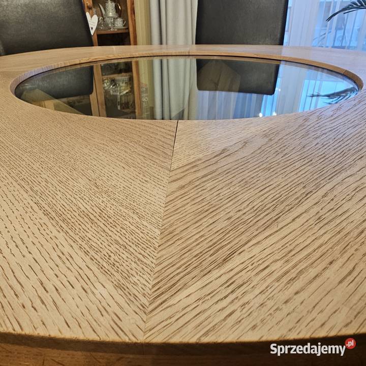 Sprzedam zestaw stół okrągły drewniany 6