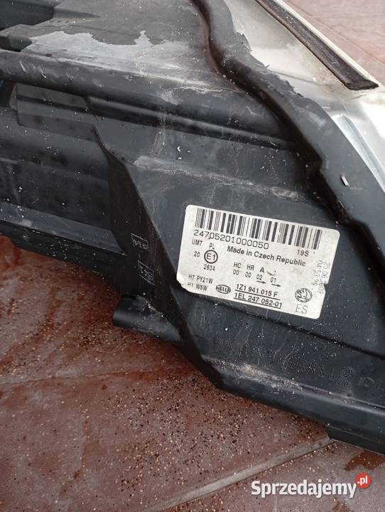 Reflektor lampa Skoda Octavia 2 lifting Bogumiłów