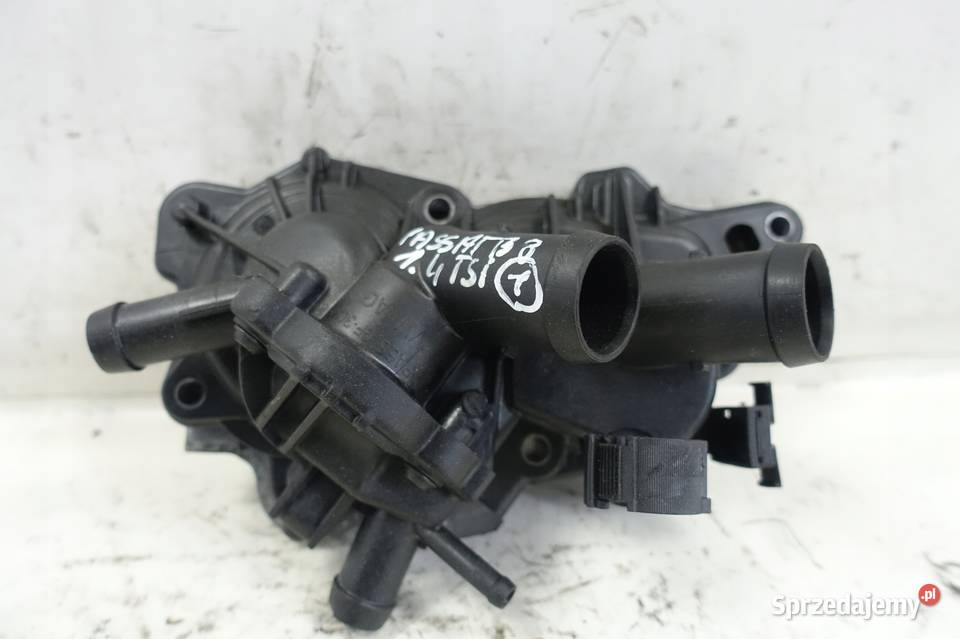 Vw Passat B8 14 TSI POMPA WODY 04E121042M Chełm