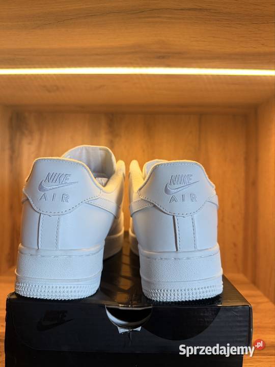 Nike Air Force 1 Supreme Białe Rozmiar 42 wielkopolskie
