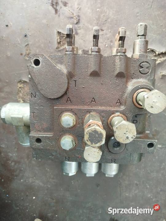 Rozdzielacz hydrauliczny wózek widłowy bułgar mazowieckie Iłża sprzedam