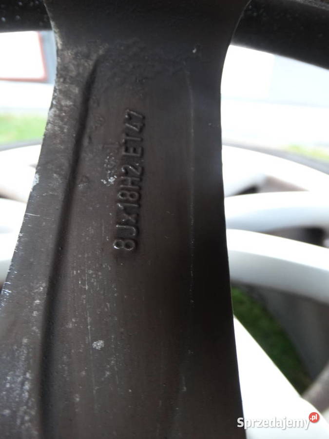 AUDI A4 B8 A5 Q5 S5 A6 A8 A3 FELGI 18 aluminiowe Samochodowe Łosieniec sprzedam