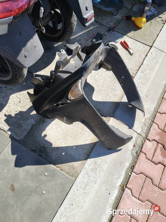 Piaggio Xevo 125 na części