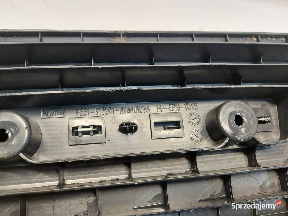 Transit Custom II 2024 prog stopień lewy przód