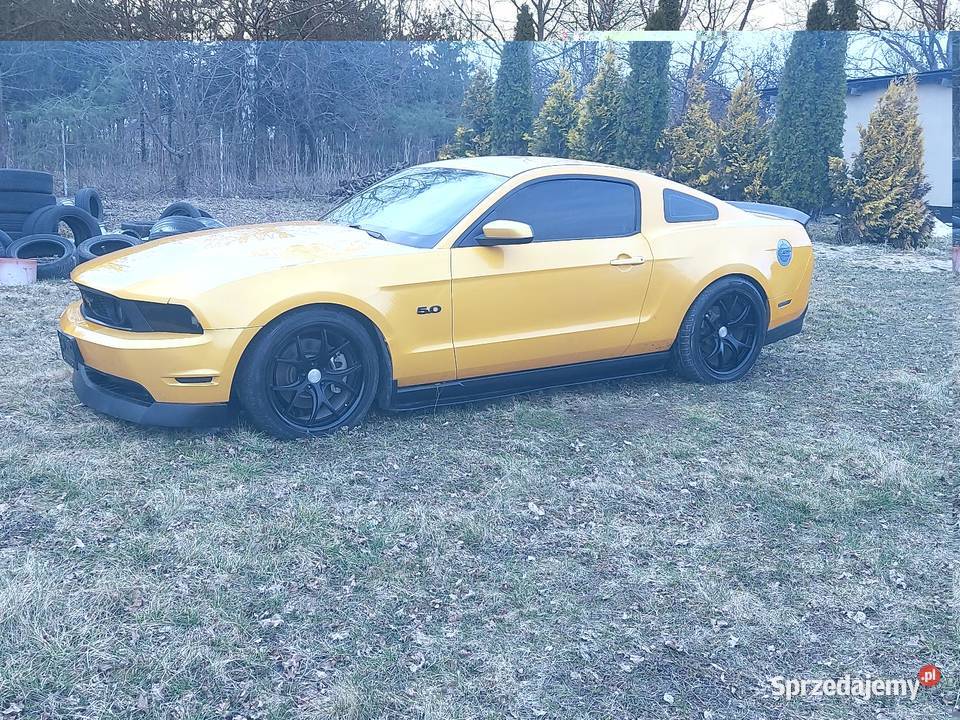 Ford Mustang GT Premium manual Rok produkcji 2012 Łask sprzedam