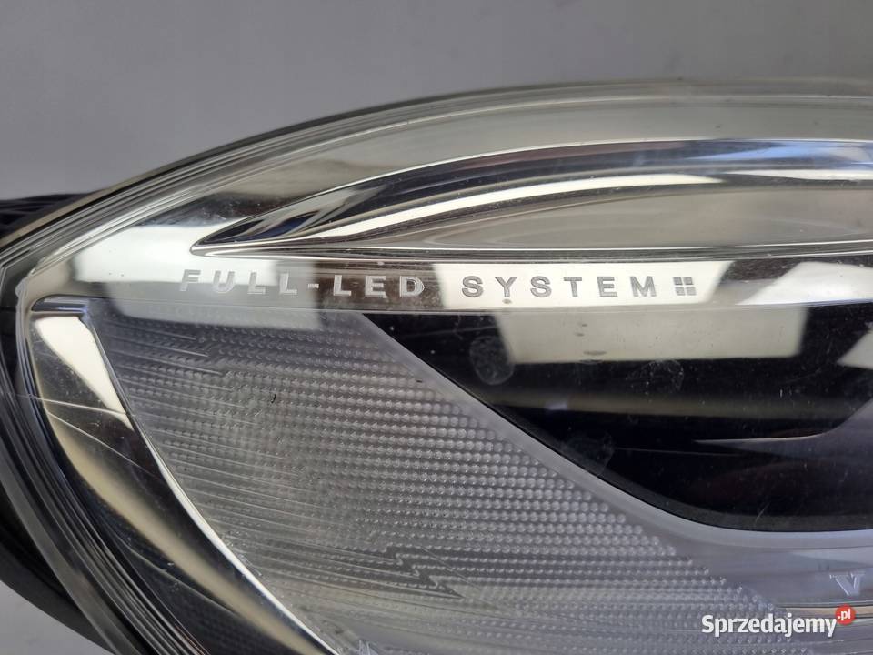 LAMPA PRAWA Volvo V40 II XC40 LIFT PRZEDNIA osobowe Rudka sprzedam