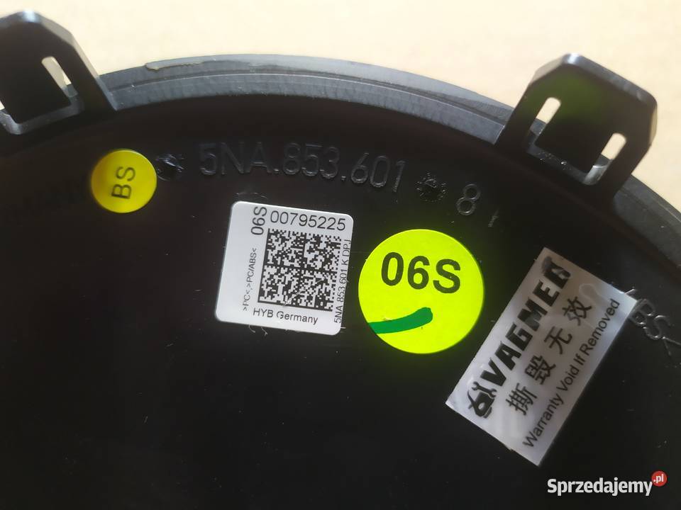 Vw tiguan 5na853601k znaczek atrapy radar acc osobowe Łódź