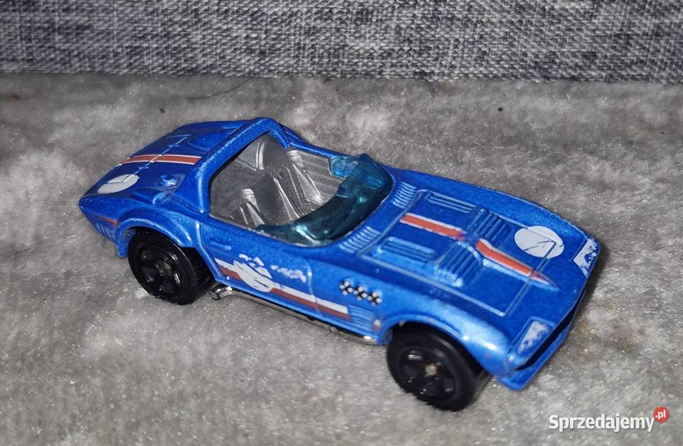 Autko resorak Hot Wheels Corvette Grand Sport