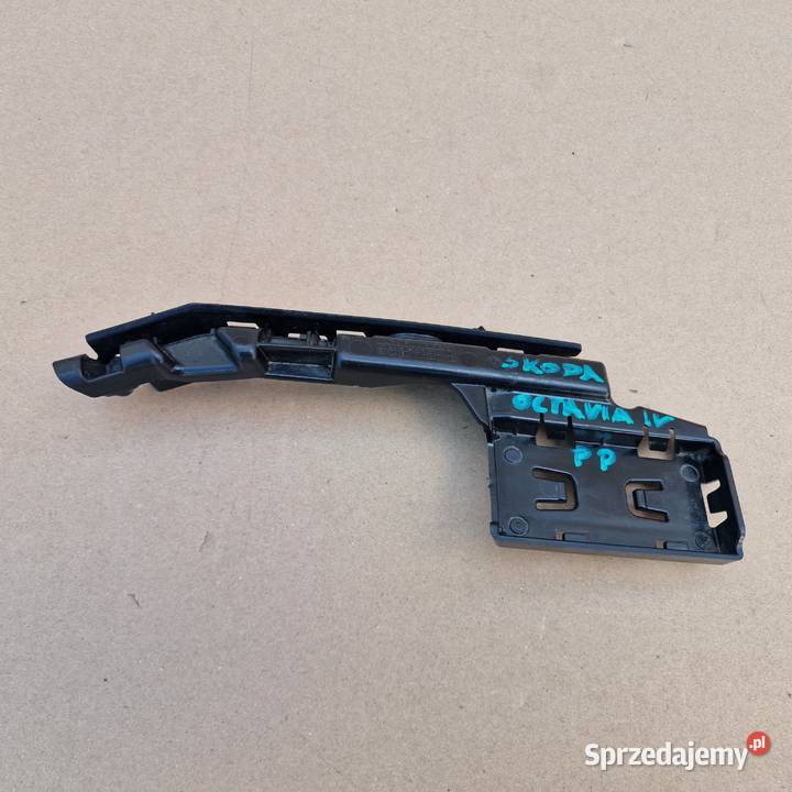 SKODA OCTAVIA IV 4 ŚLIZG ZDERZAKA PRZÓD PRAWY lubuskie Bieleń sprzedam