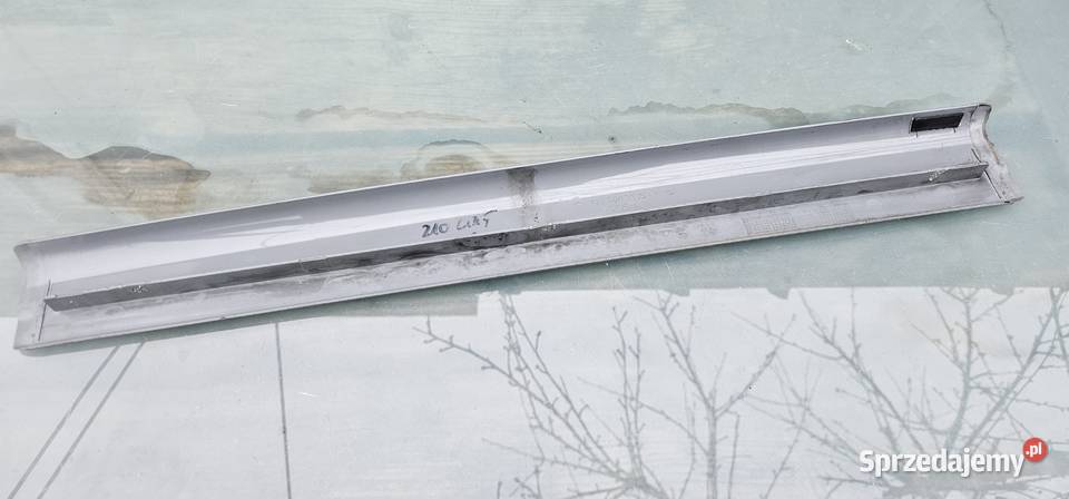 Listwa progowa lewy przod mercedes w210 Zbąszyń